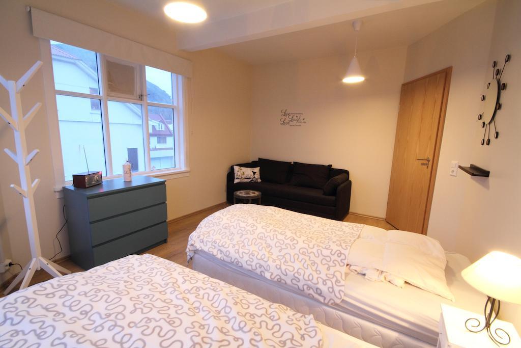 Aska Hostel Vestmannaeyjar Room photo
