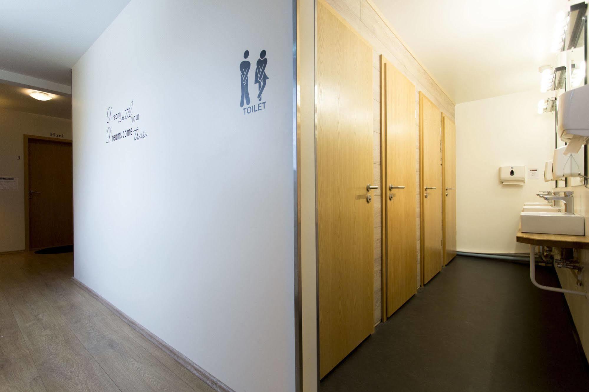 Aska Hostel Vestmannaeyjar Exterior photo